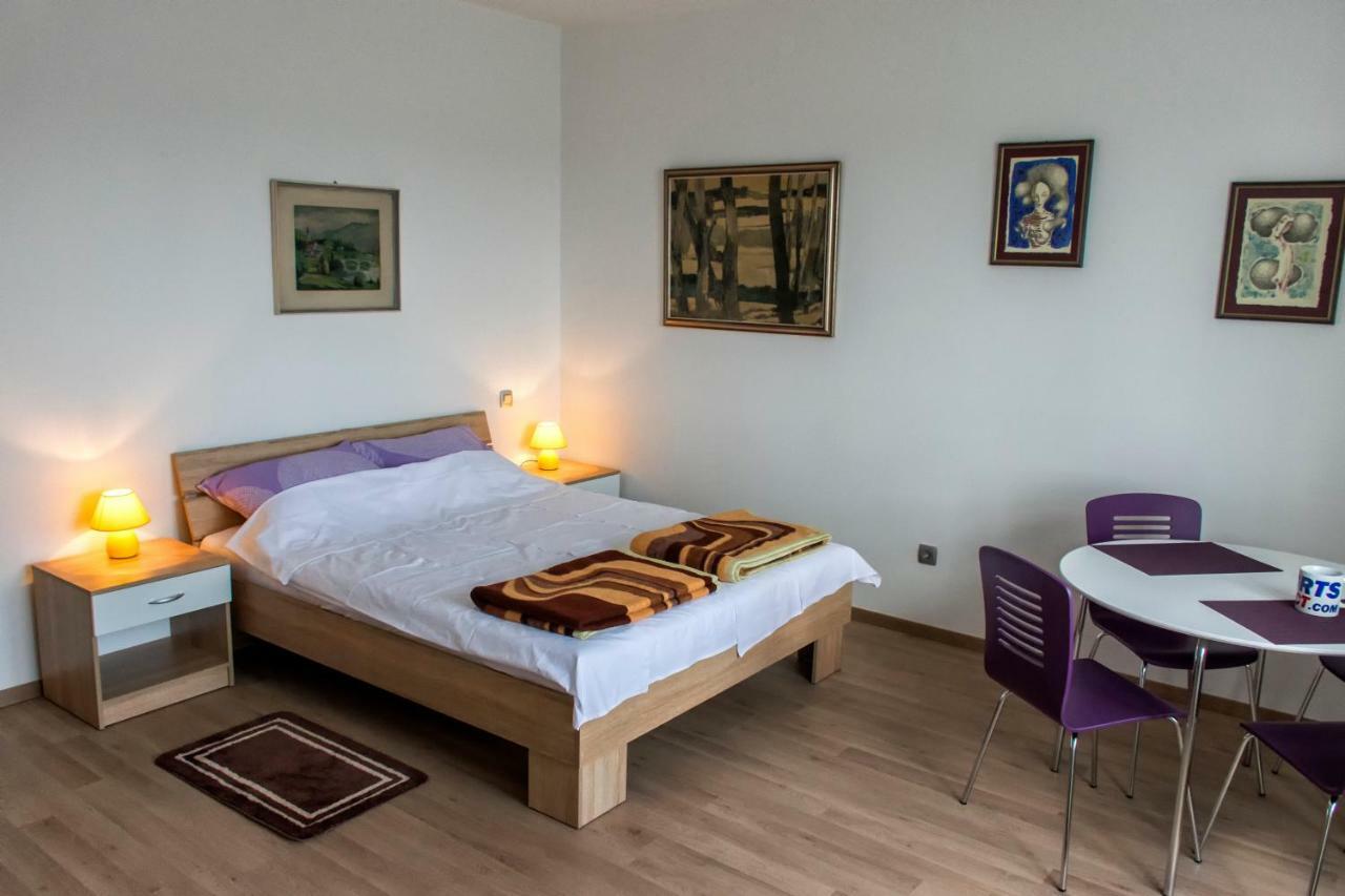 Apartmani Borko Zagabria Esterno foto